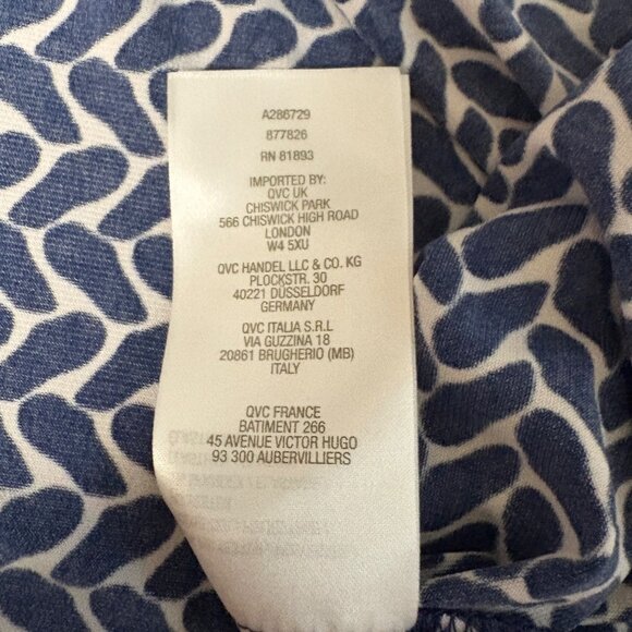 Susan Graver Sleeveless Navy White Patterned V-Neck Top Womens Size 1X Stretchy - Picture 7 of 8